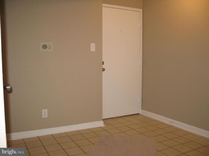 4932 Columbia Road, Unit 7 Columbia, MD 21044 - Photo 5 of 19 a view of an empty room