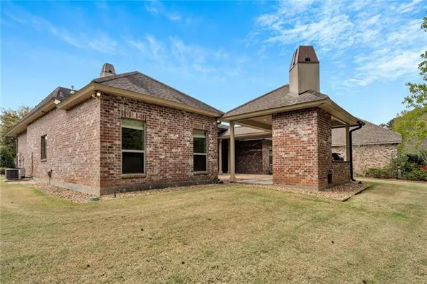 $598,000 | 420 North Corniche Du Lac, Covington, LA 70433