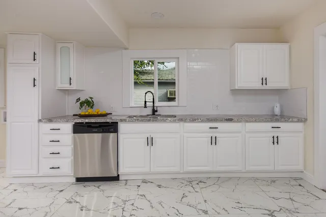 $425,000 | 27 West Alder Street, Stockton, CA 95204