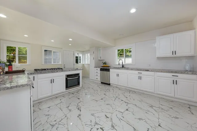 $425,000 | 27 West Alder Street, Stockton, CA 95204