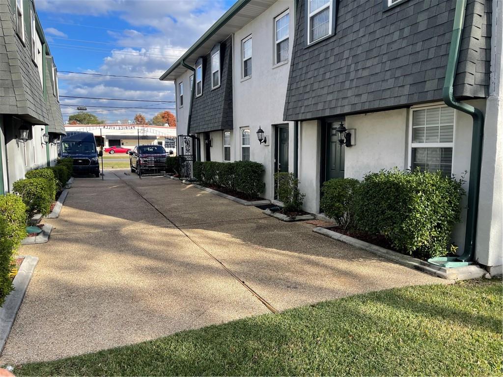 1824 Hickory Avenue, Unit A Harahan, LA 70123 - Photo 3 of 19