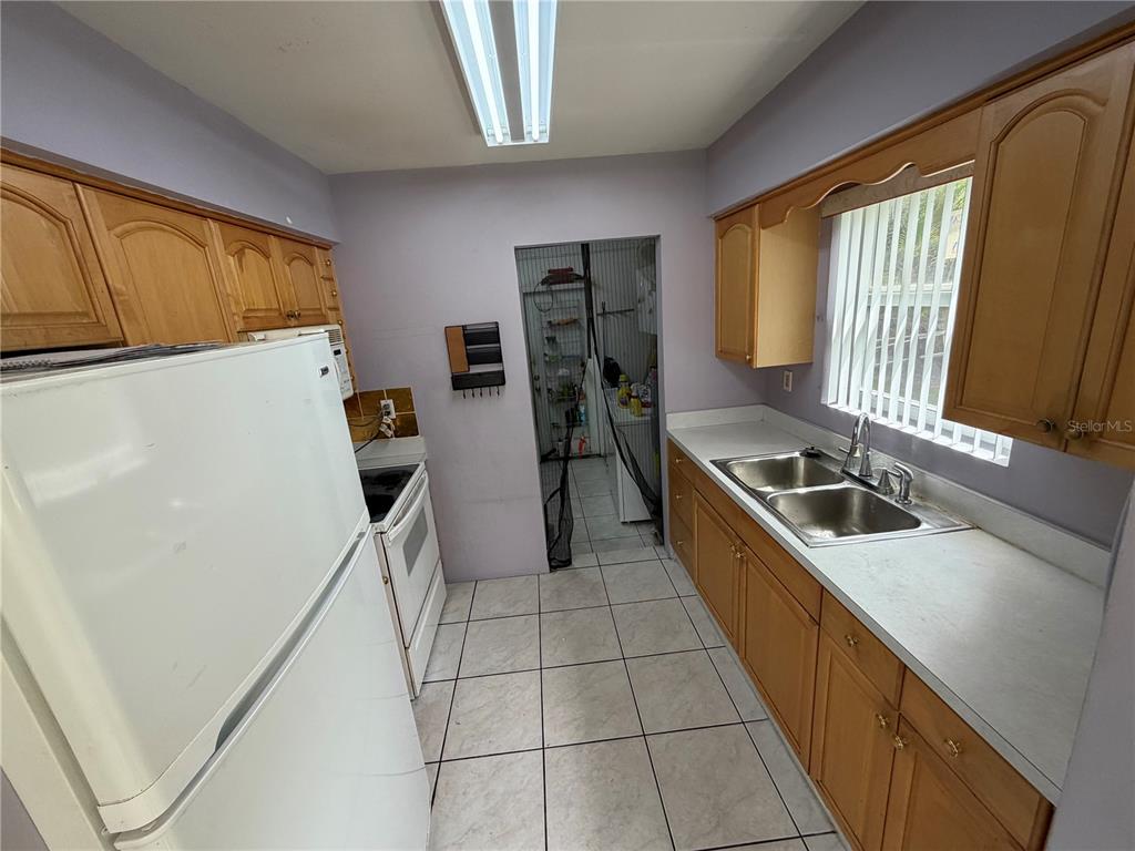 14850 Southwest 297th Street Homestead, FL 33033 - Photo 10 of 38