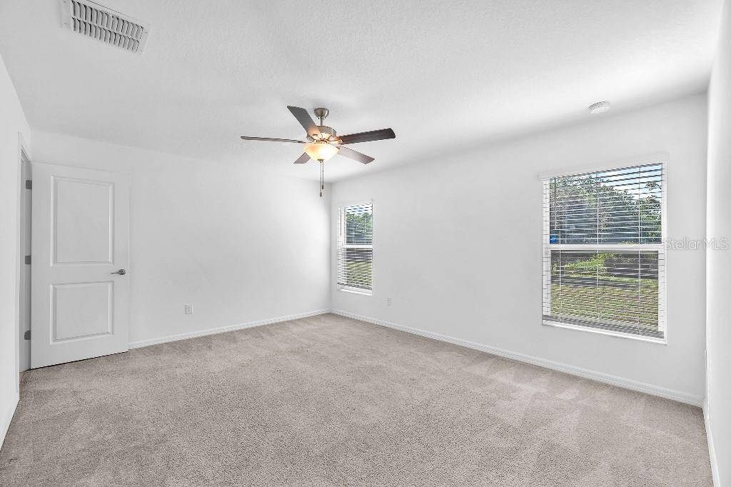 5518 Blue Azure Drive Wimauma, FL 33598 - Photo 9 of 26