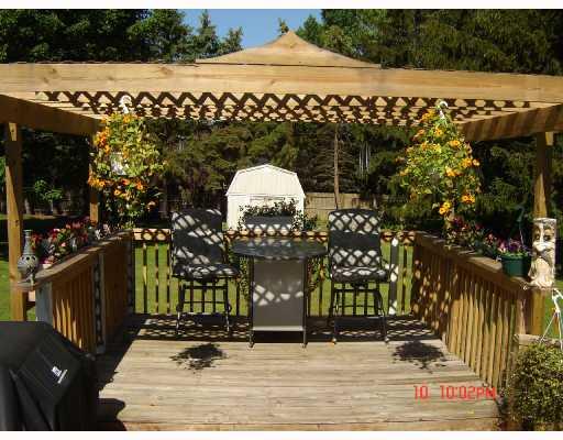 31 Winner Road Hermitage, PA 16148 - Photo 3 of 3 Patio/Deck.