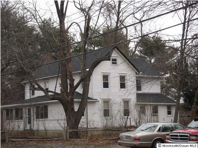 1418 Maxim Southard Road Howell, NJ 07731 - Photo 1 of 9 Primary Photo