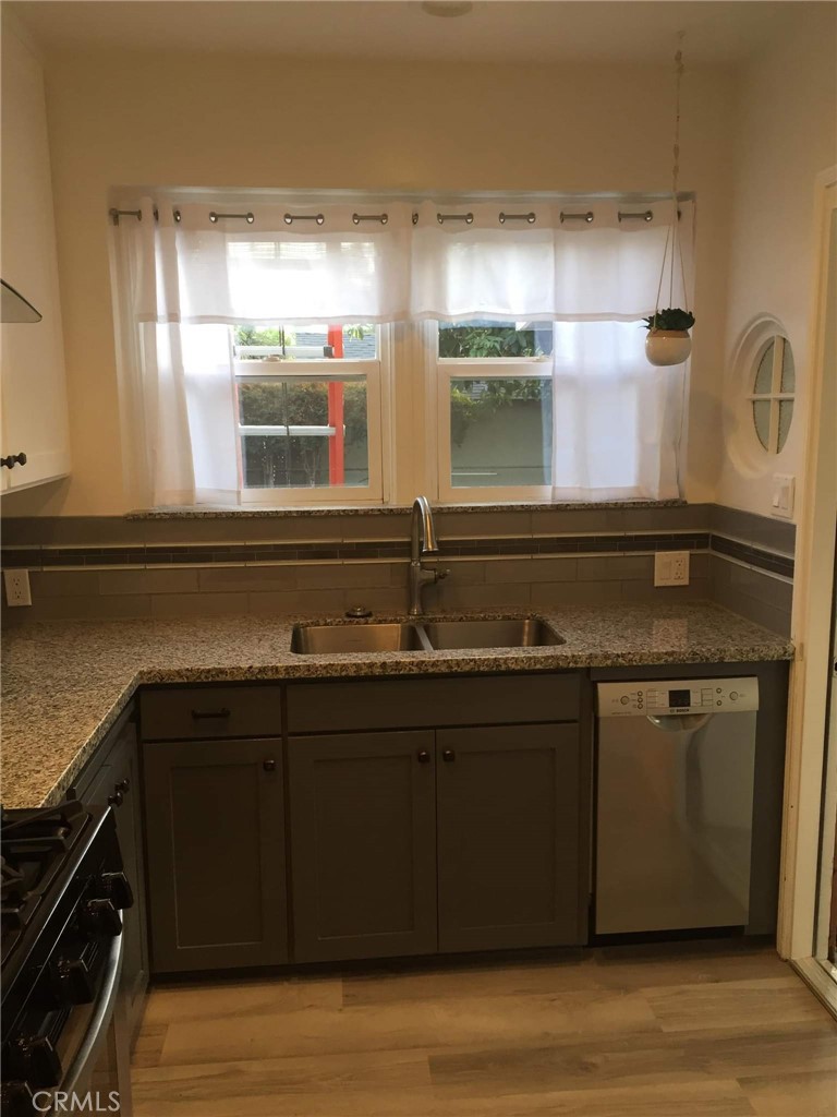 11810 Broadway Whittier, CA 90601 - Photo 17 of 35