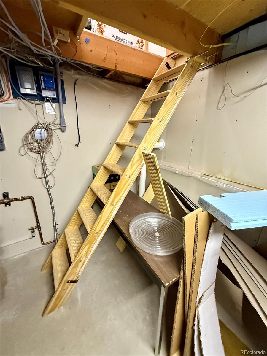 33606 Gap Road Golden, CO 80403 - Photo 28 of 36