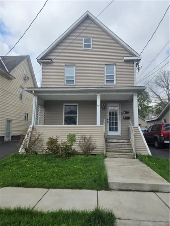 $119,900 | 40 Clinton Street, Geneva City, NY 14456