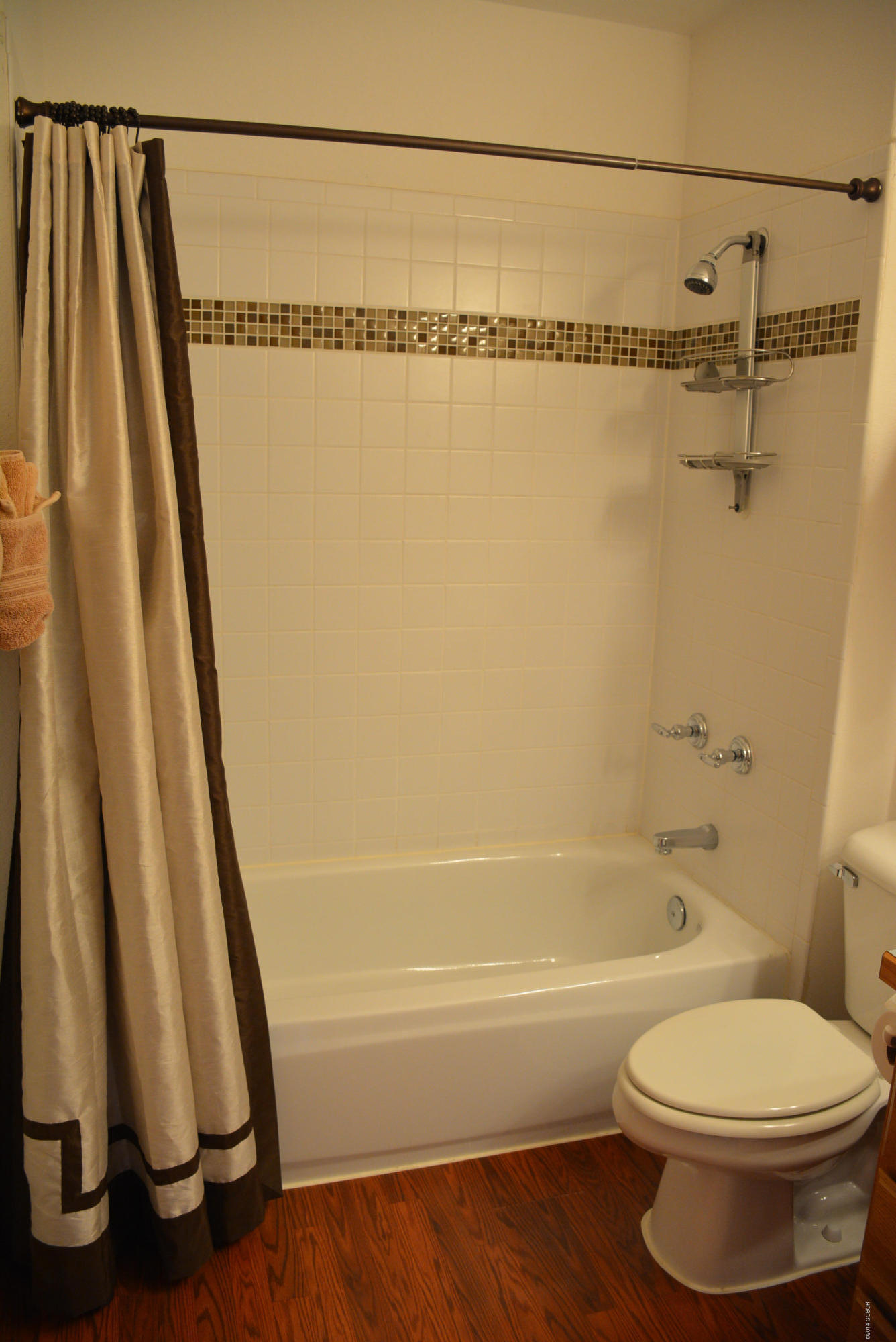 173 Deer Rd/cty Road Fraser, CO 80442 - Photo 26 of 39 Upstairs Main Floor Full Bath (2)
