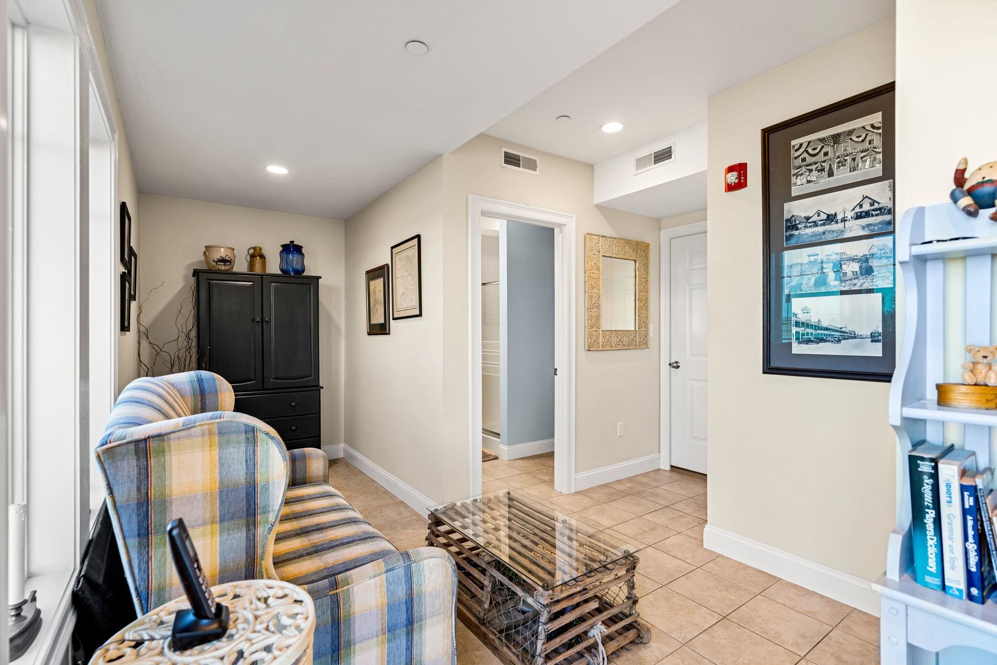 375 Ocean Boulevard, Unit 3 Hampton, NH 03842 - Photo 4 of 34