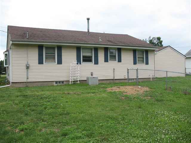 9524 South Robinson Lane Mapleton, IL 61547 - Photo 9 of 12