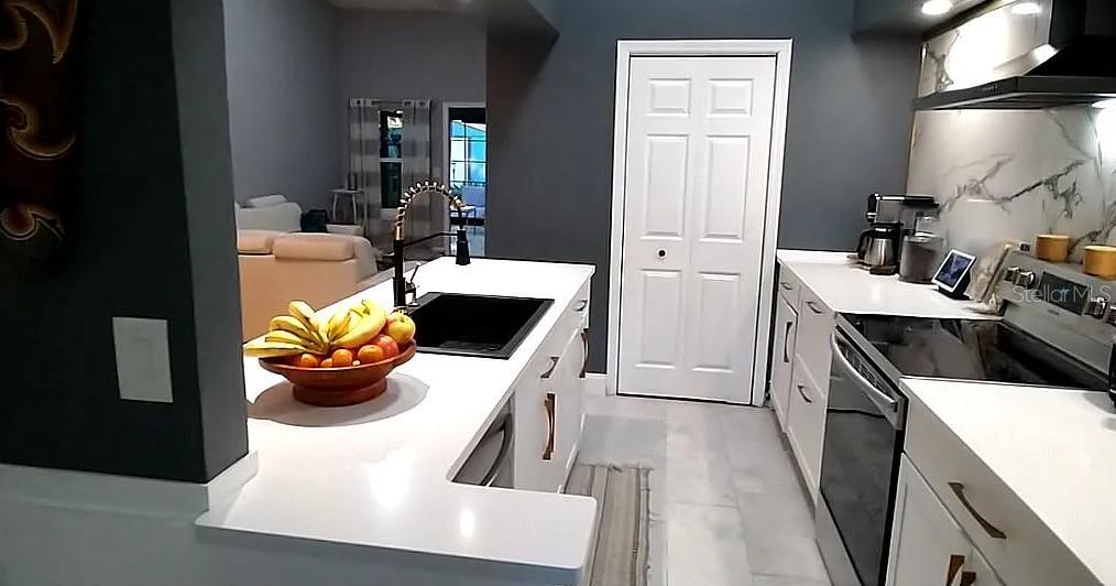 3836 Southwest 30th Terrace Gainesville, FL 32608 - Photo 7 of 11