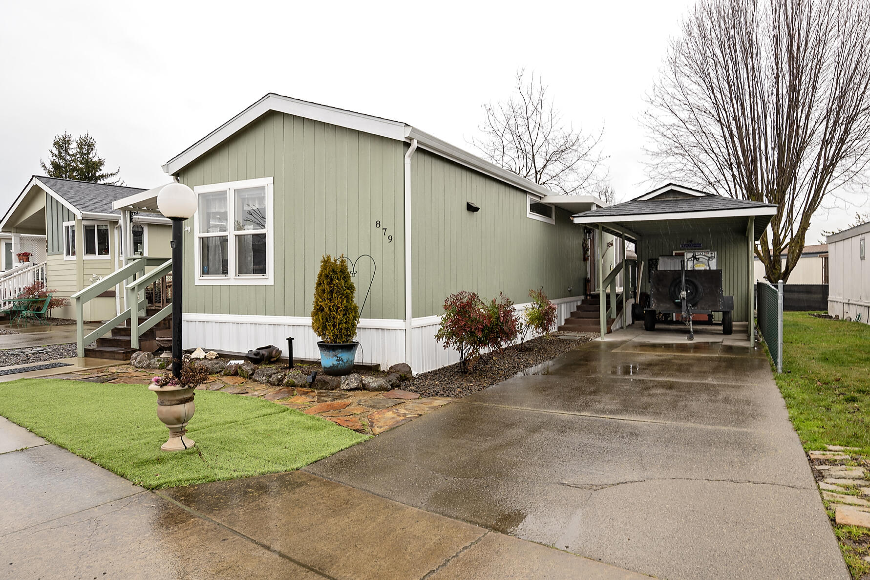 879 Carol Rae Medford, OR 97501 - Photo 1 of 14 Carol Rae014 copy