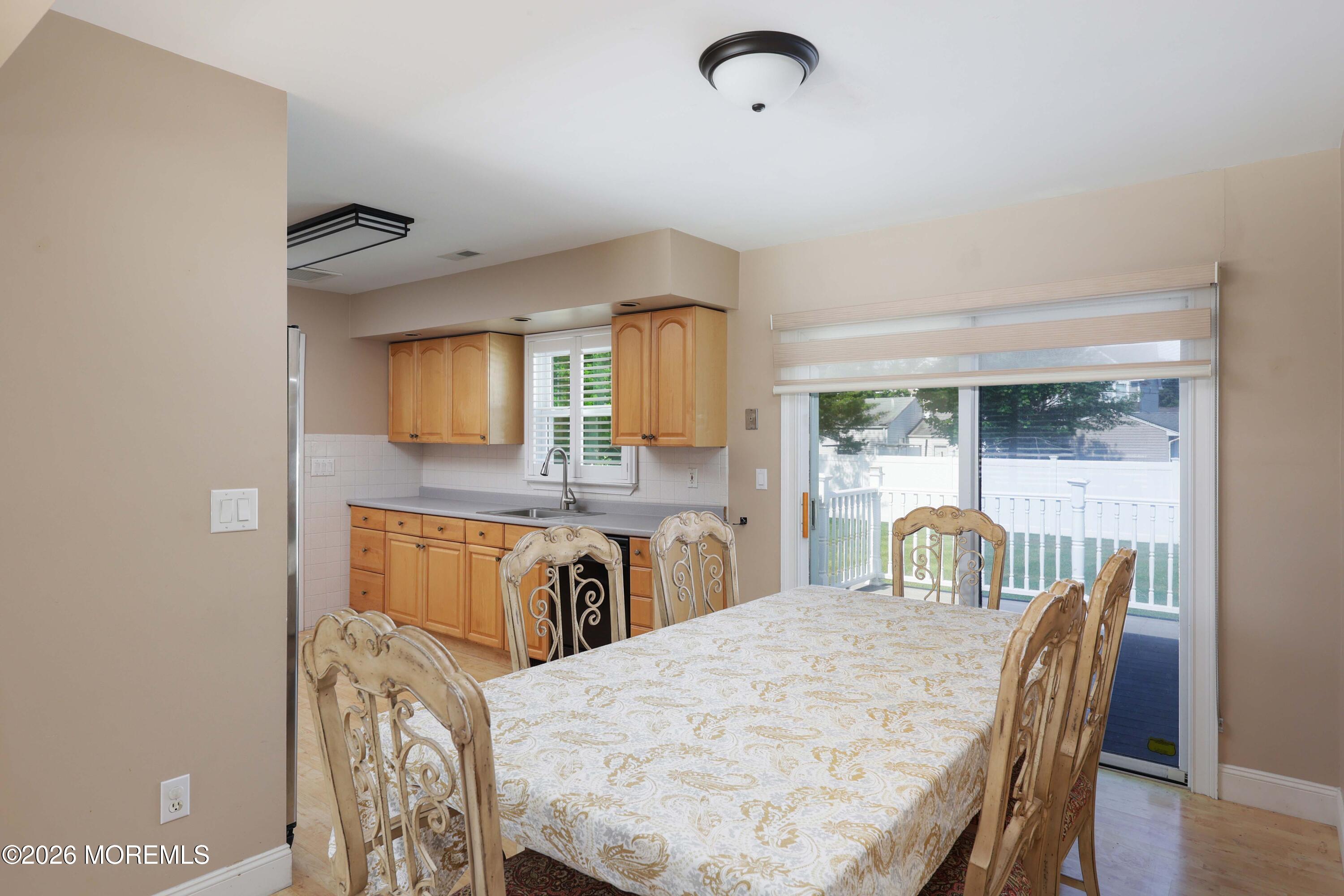 112 Minturn Road Toms River, NJ 08753 - Photo 11 of 30 9