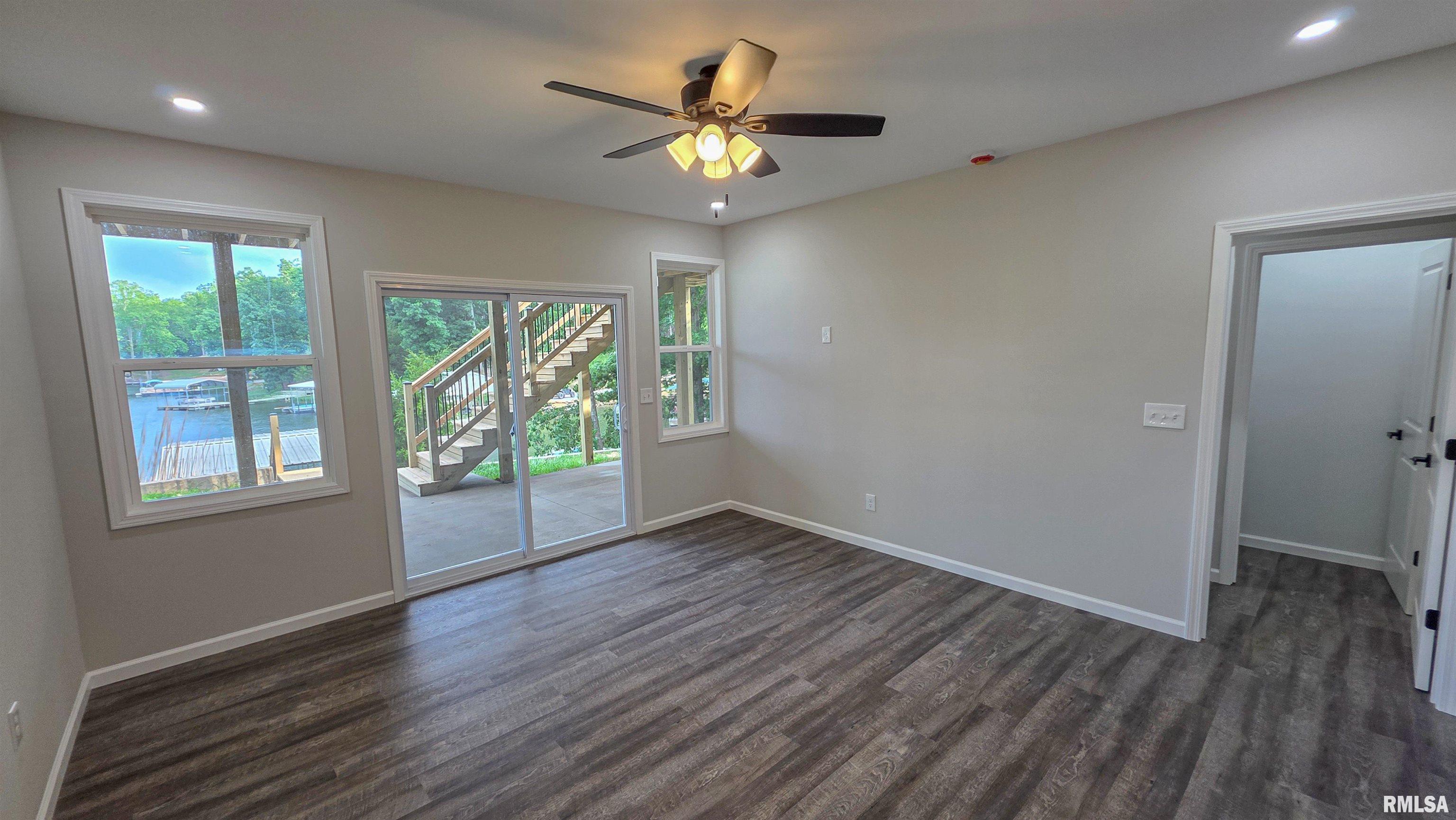 12185 Pebble Point Road Marion, IL 62959 - Photo 28 of 49