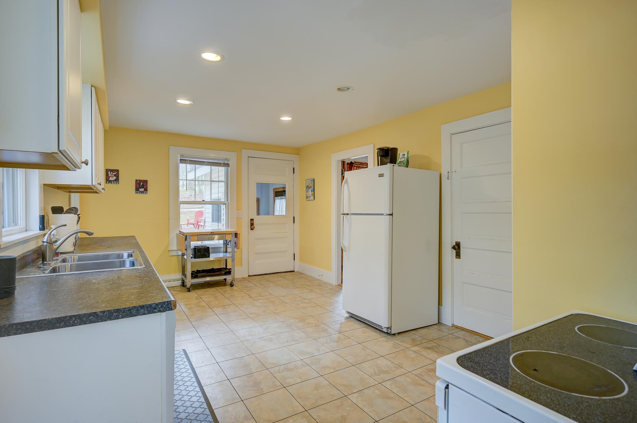 37 Cranmore Road North Conway, NH 03860 - Photo 16 of 39