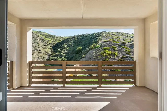 $1,300,000 | 28332 Clarion Place, Canyon Country, CA 91350