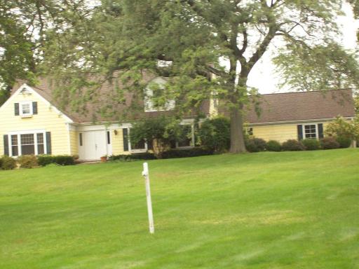 1902 West Baldwin Road Inverness, IL 60067 - Photo 1 of 1