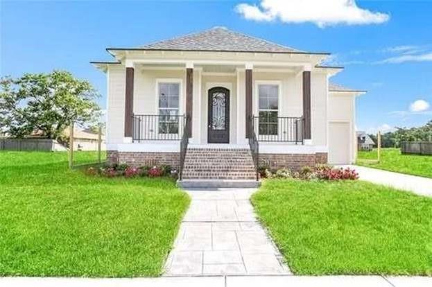 8541 Victory Drive Chalmette, LA 70043 - Photo 2 of 13