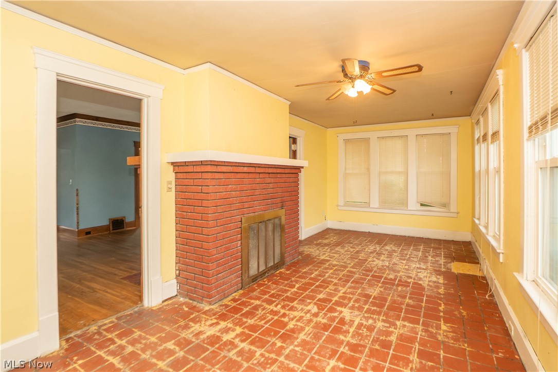 815 Broad Avenue Northwest Canton, OH 44708 - Photo 8 of 37