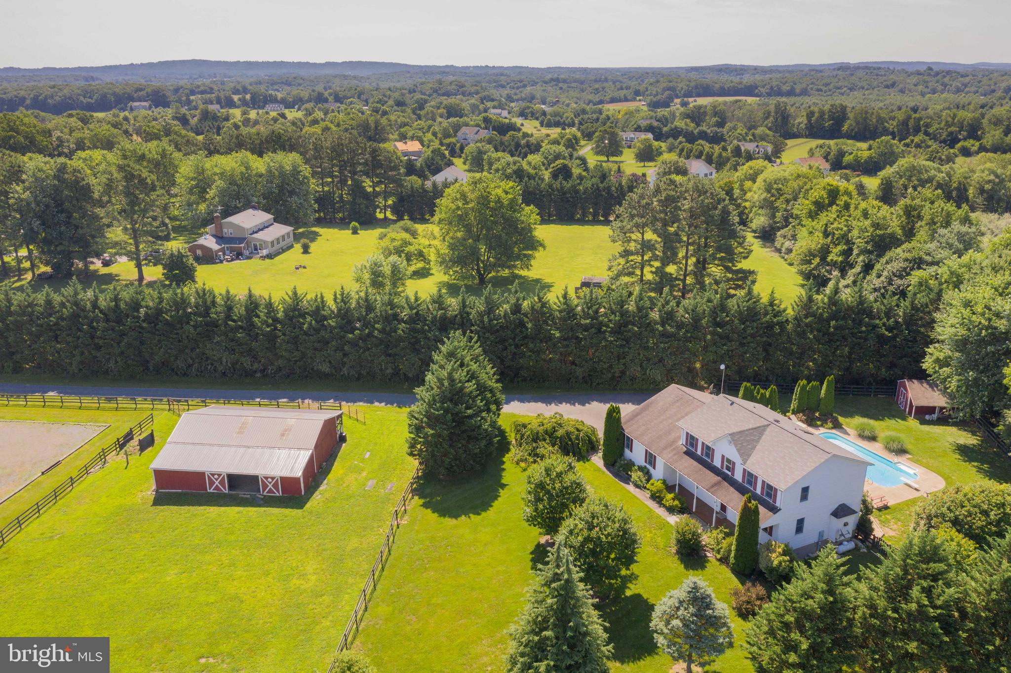 36349 Shoemaker School Road Purcellville, VA 20132 - Photo 11 of 73 Gallery Image 11