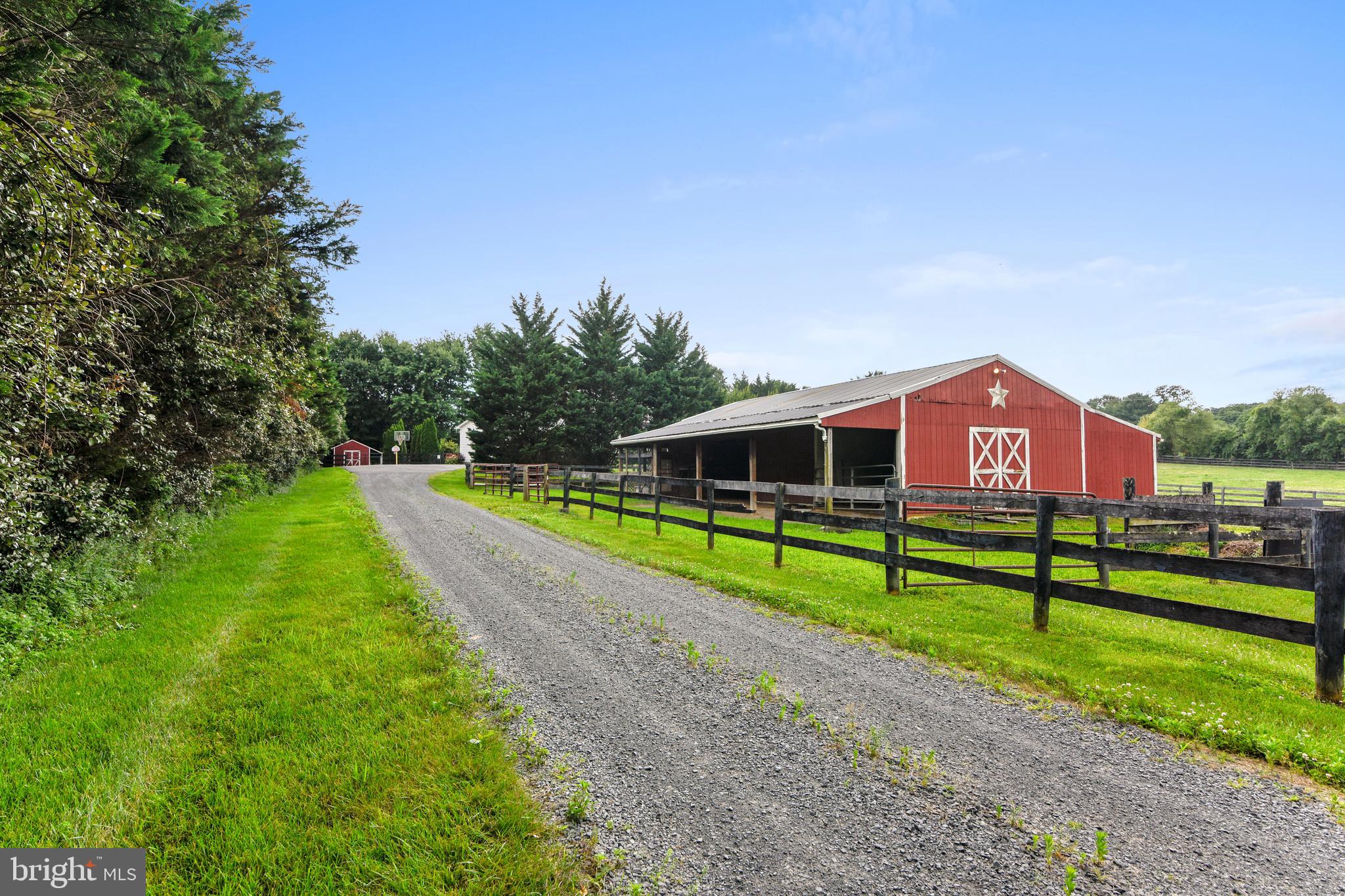 36349 Shoemaker School Road Purcellville, VA 20132 - Photo 12 of 73 Gallery Image 12
