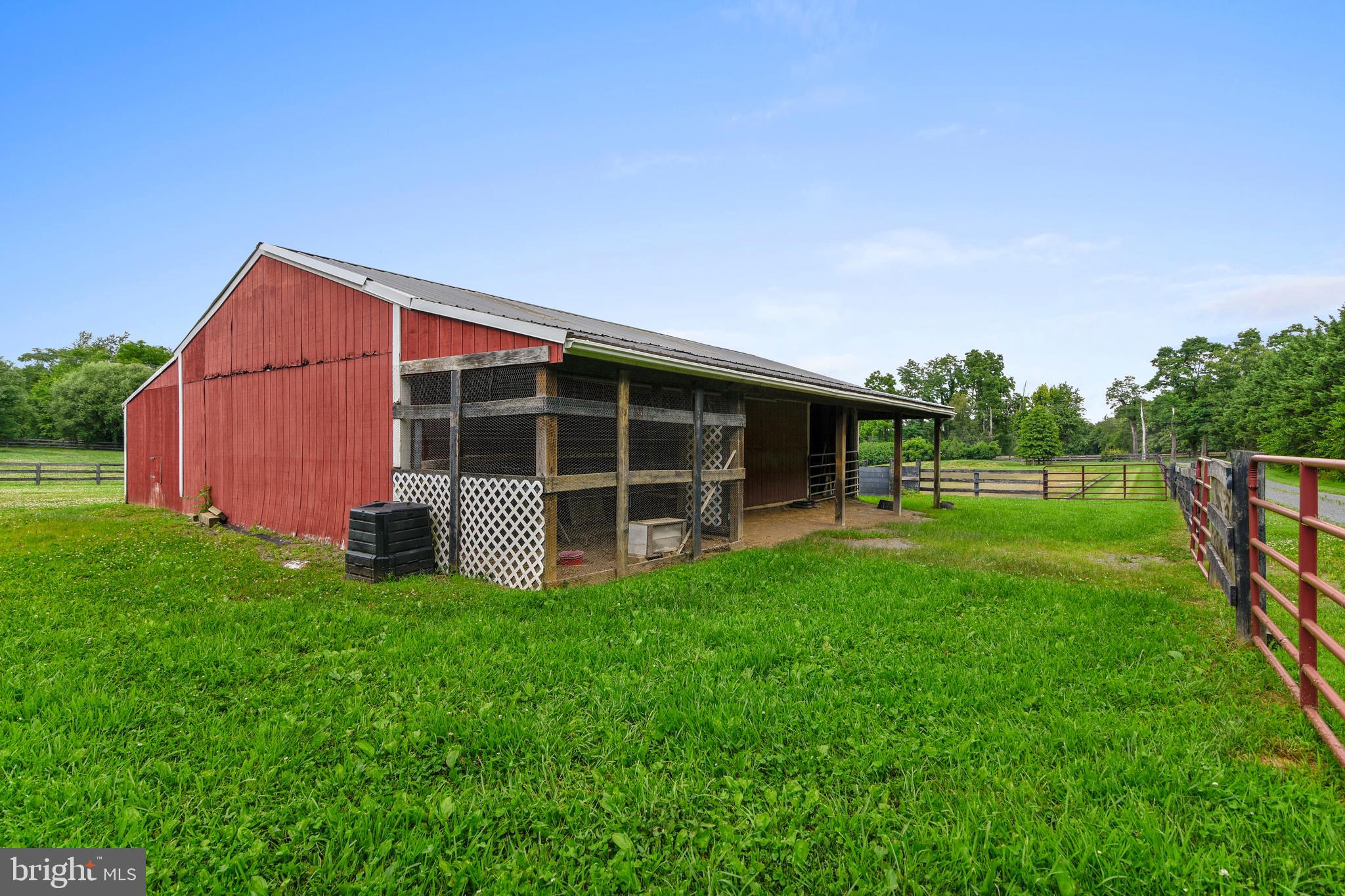 36349 Shoemaker School Road Purcellville, VA 20132 - Photo 16 of 73 Gallery Image 16