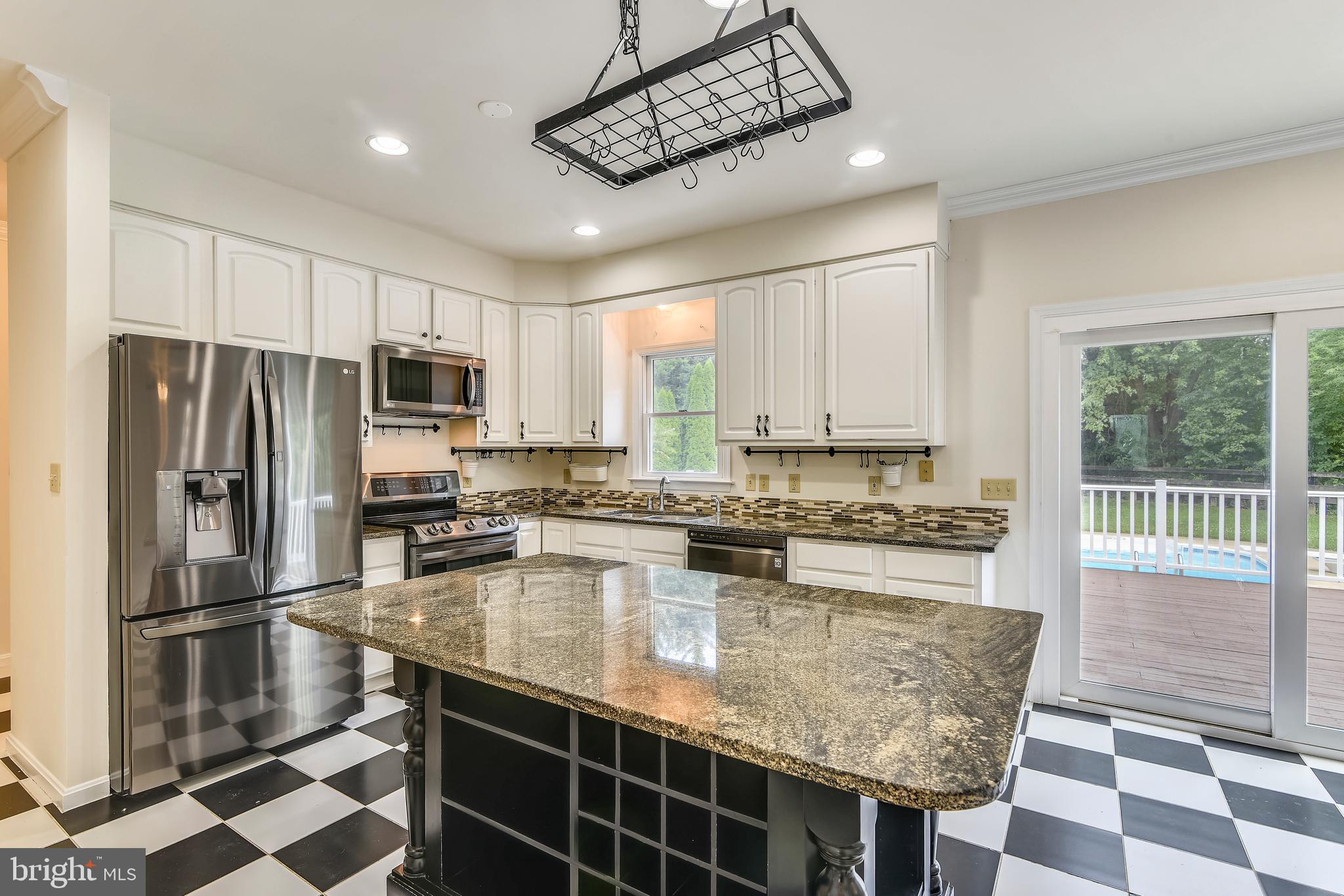 36349 Shoemaker School Road Purcellville, VA 20132 - Photo 29 of 73 Gallery Image 29