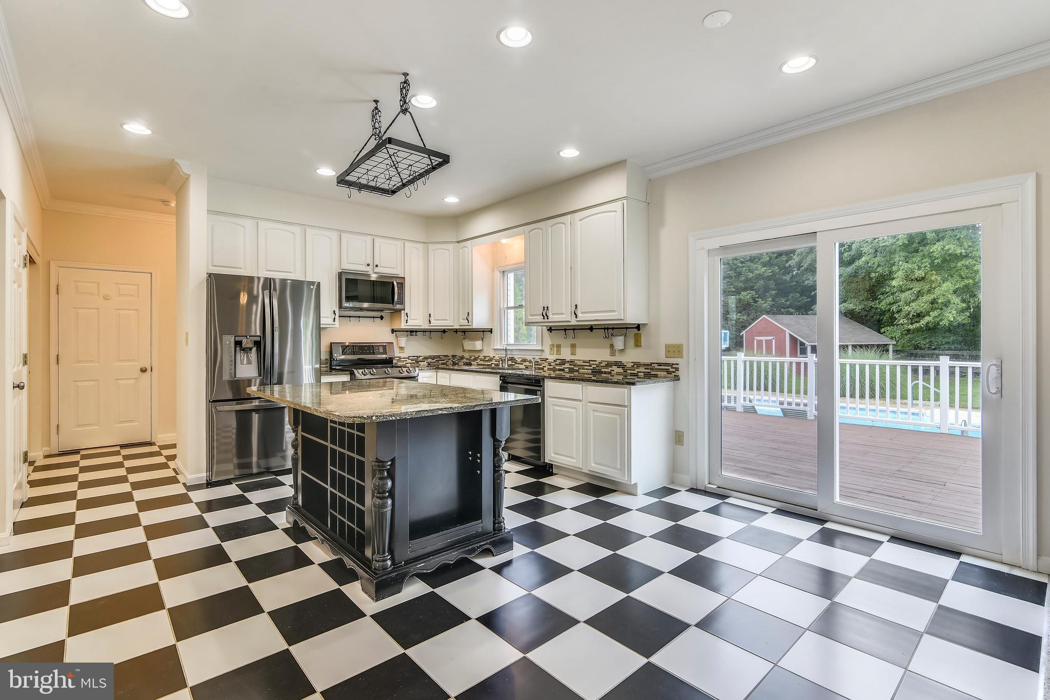36349 Shoemaker School Road Purcellville, VA 20132 - Photo 32 of 73 Gallery Image 32