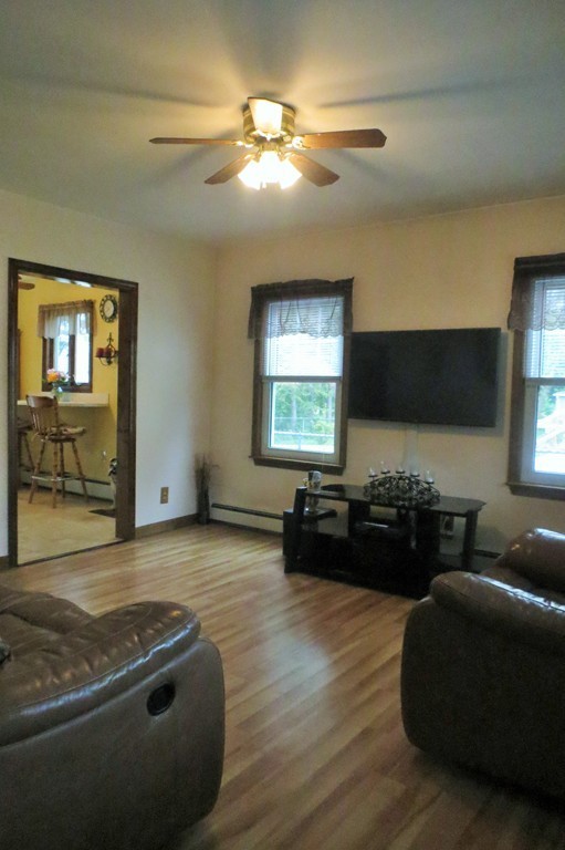 38 Middlesex Avenue Worcester, MA 01604 - Photo 2 of 18 Gallery Image 2