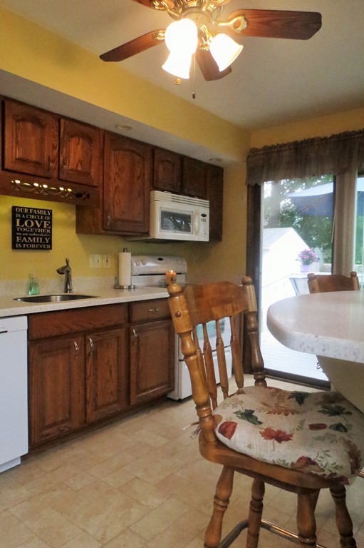 38 Middlesex Avenue Worcester, MA 01604 - Photo 8 of 18 Gallery Image 8