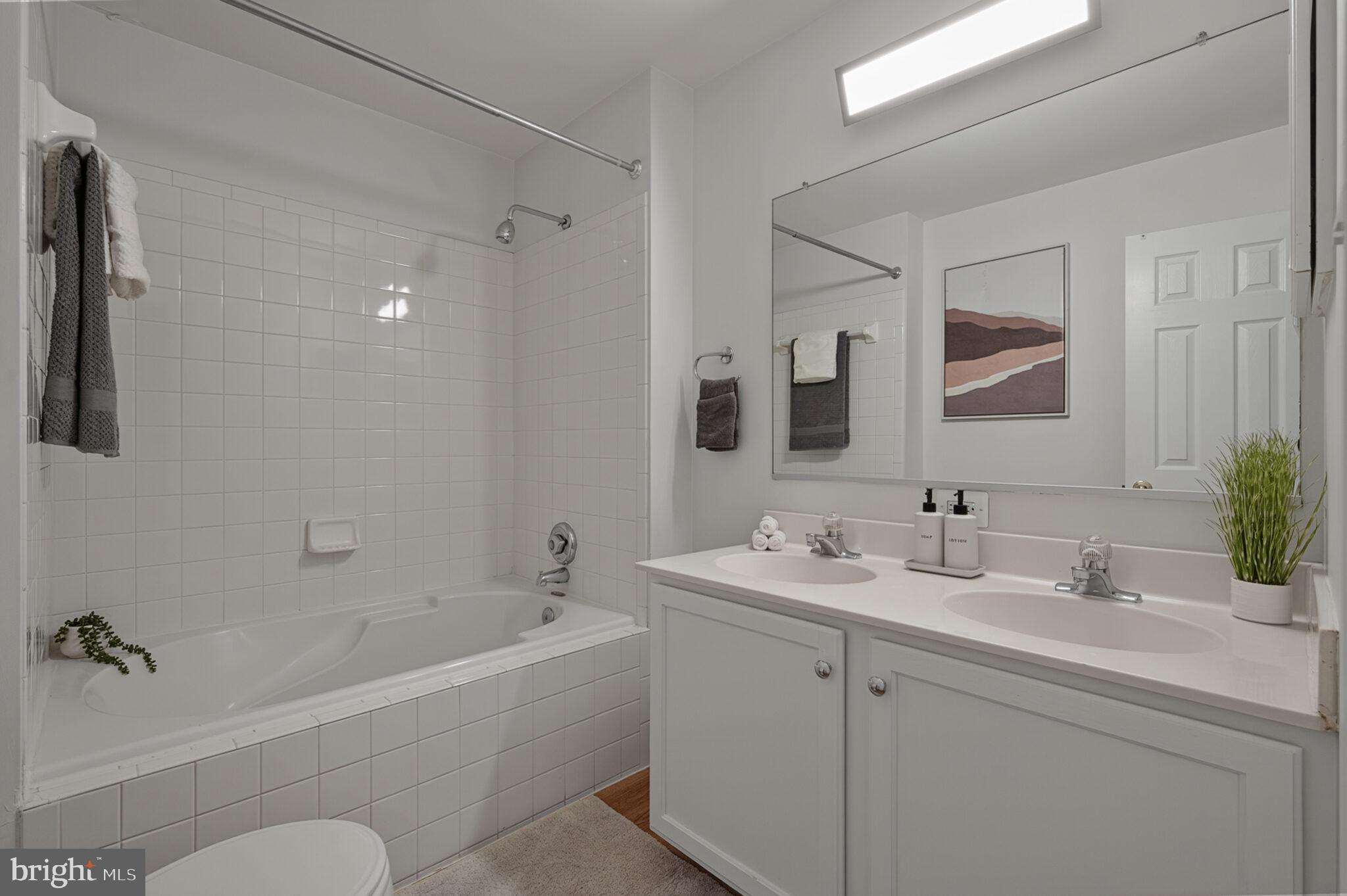 13174 Kidwell Field Road Herndon, VA 20171 - Photo 15 of 45 Gallery Image 15