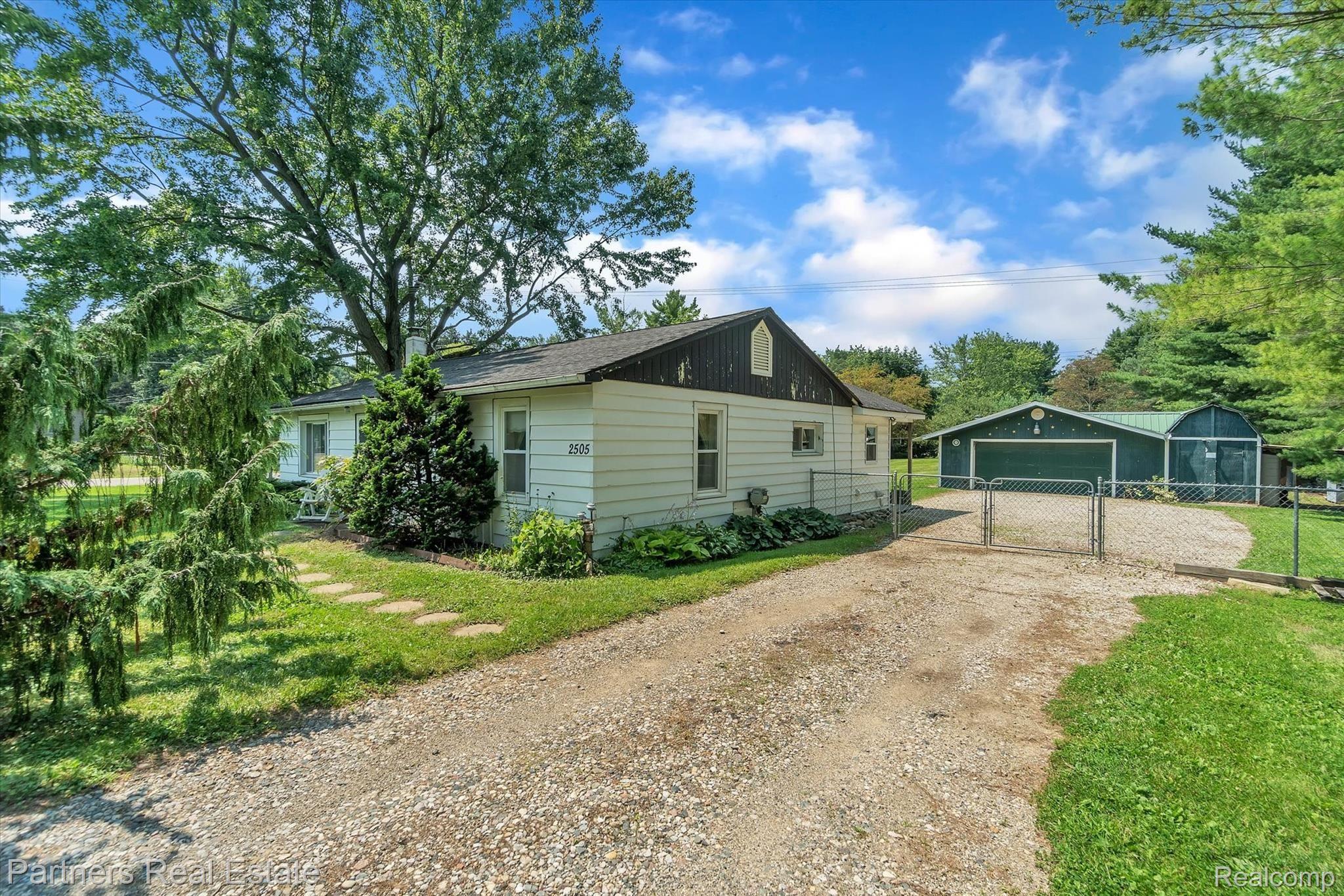 2505 Oak Grove Road Howell, MI 48855 - Photo 5 of 34 47-2505 Oak Grove Rd-WindowStill-Real-Estate-Photography-5.jpg