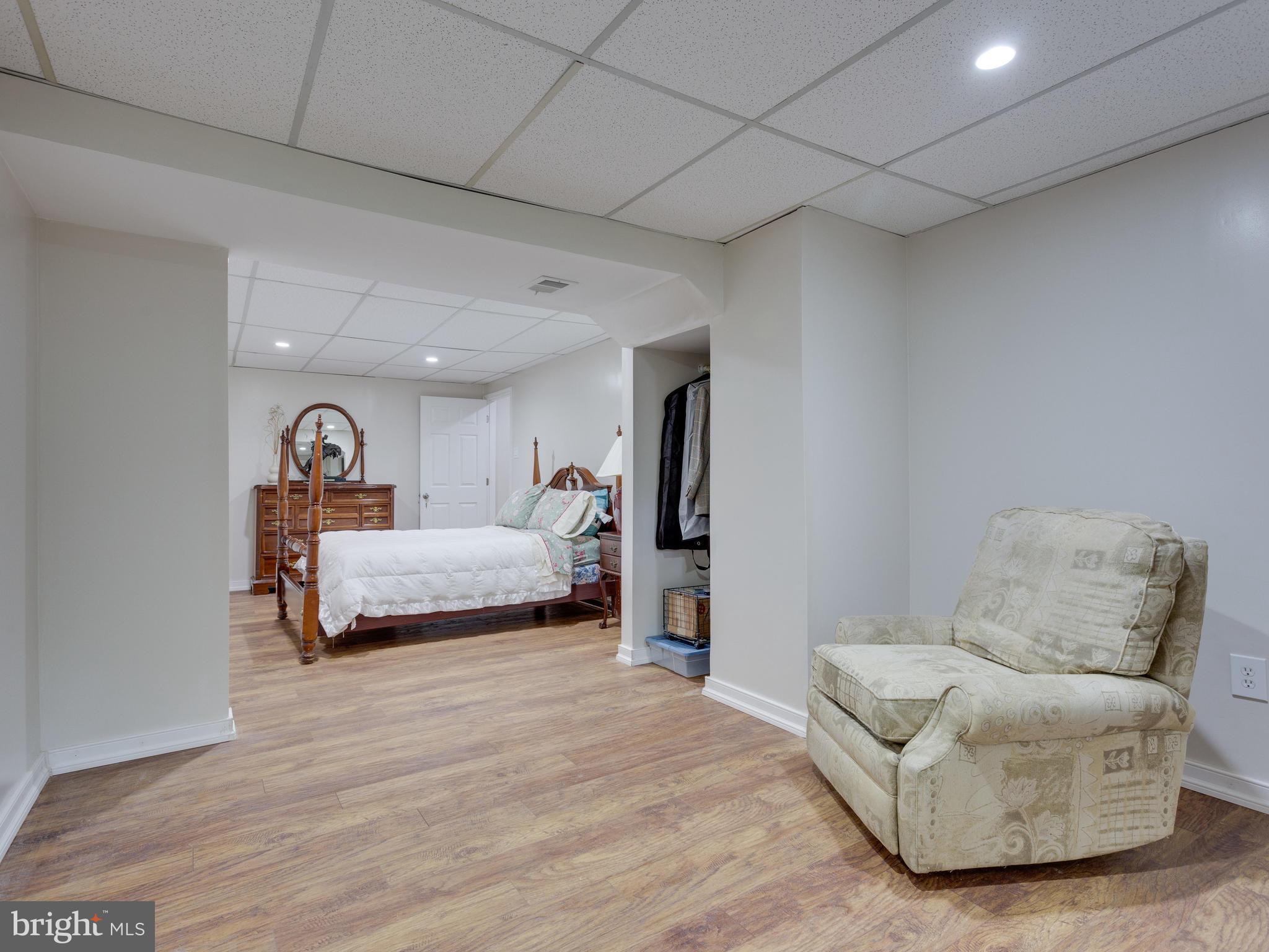 8722 Cuttermill Place Springfield, VA 22153 - Photo 22 of 25 Fifth bedroom