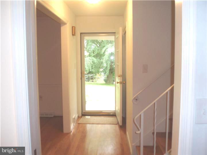 609 North Ship Road Exton, PA 19341 - Photo 6 of 25 Foyer