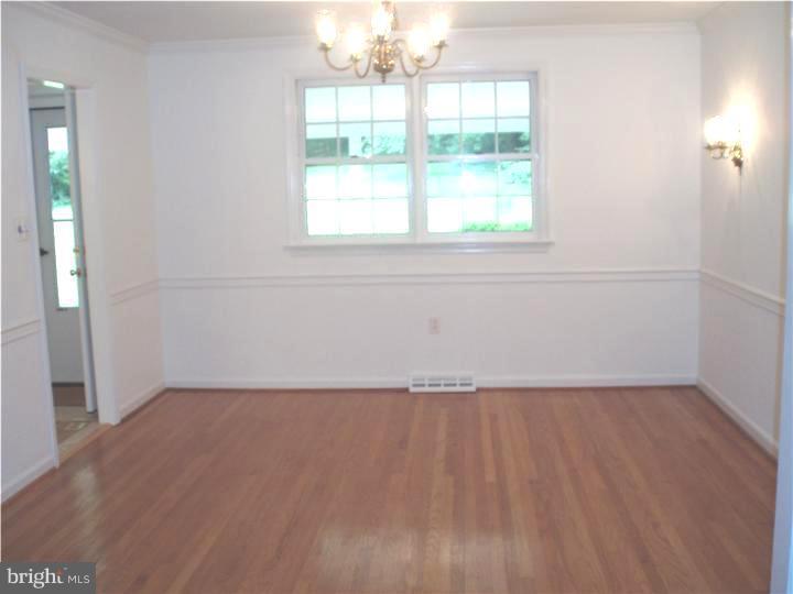609 North Ship Road Exton, PA 19341 - Photo 9 of 25 Dining Room