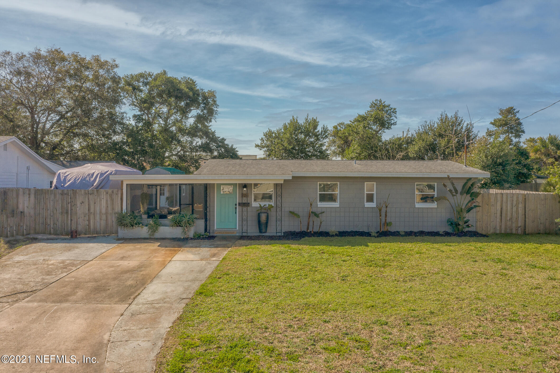 726 Vecuna Road Atlantic Beach, FL 32233 - Photo 1 of 33 23CD1A68-8E90-4E67-83E1-E9297BEBDF2F