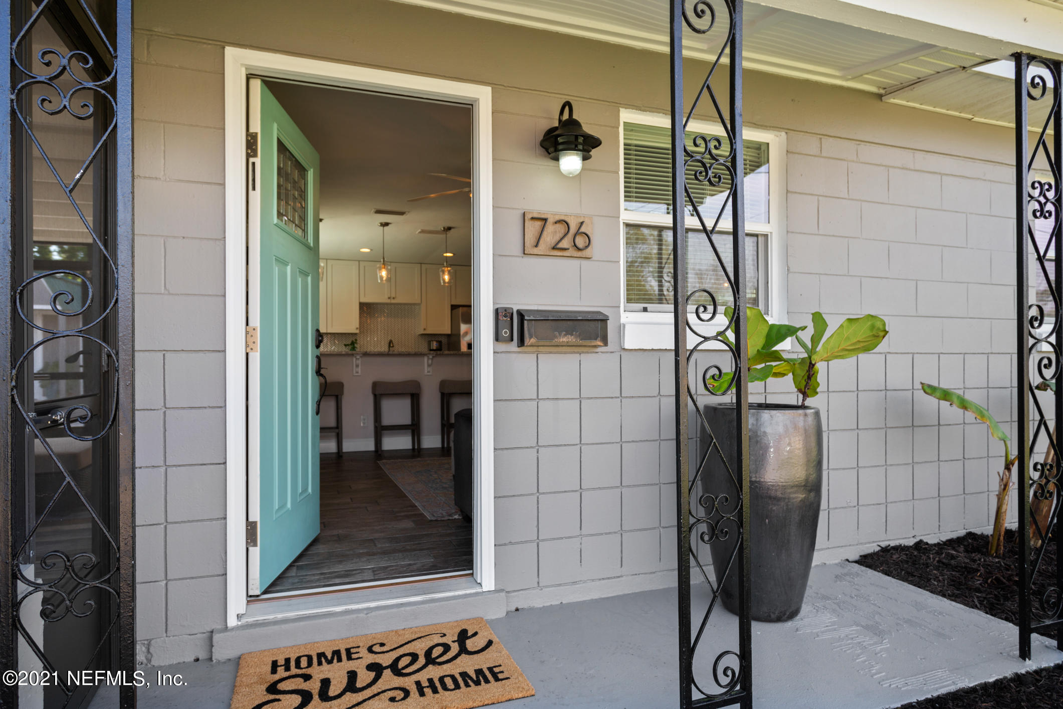 726 Vecuna Road Atlantic Beach, FL 32233 - Photo 2 of 33 630EF47E-0BDE-4150-816D-84A5821743E8