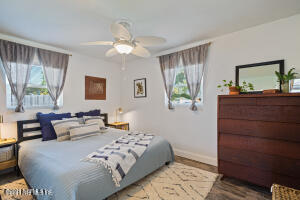 726 Vecuna Road Atlantic Beach, FL 32233 - Photo 10 of 33 image