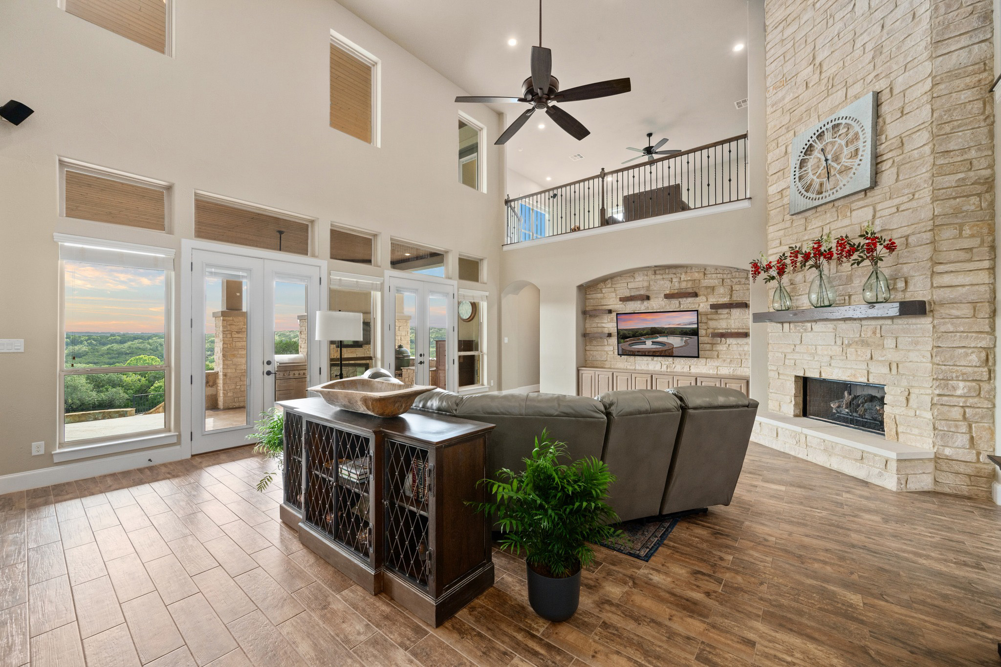 204 Wilderness Trail Georgetown, TX 78633 - Photo 13 of 38 a living room with stainless steel appliances granite countertop a stove and a refrigerator