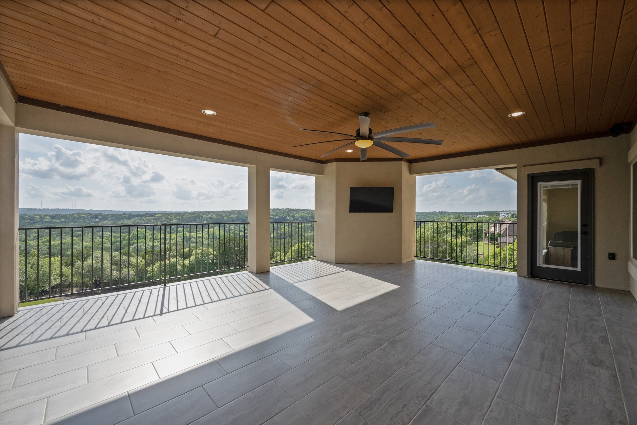 204 Wilderness Trail Georgetown, TX 78633 - Photo 31 of 38 a view of a porch in front of the house