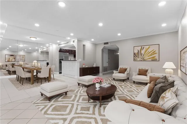 $115,000 | 10 Heritage Lane, Unit 38, New Orleans, LA 70114