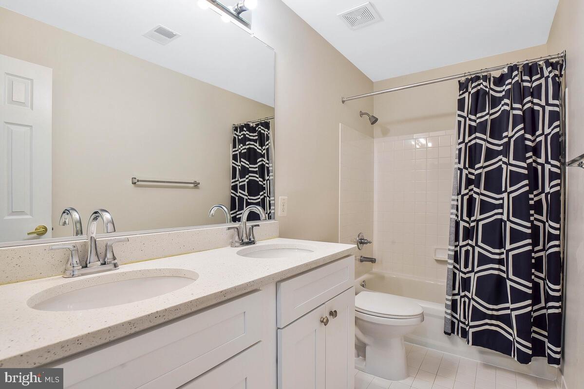 10105 Bartley Way Lanham, MD 20706 - Photo 30 of 55