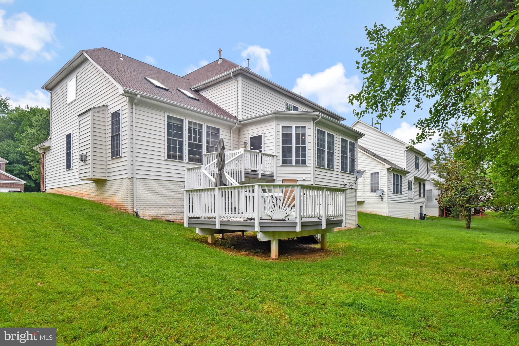 10105 Bartley Way Lanham, MD 20706 - Photo 6 of 55