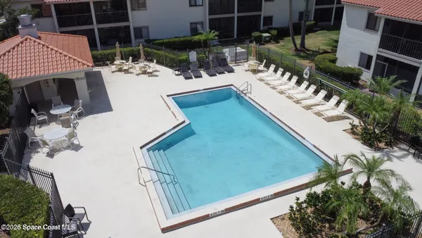 $189,000 | 1095 Country Club Boulevard, Unit 725, Titusville, FL 32780