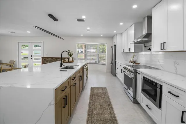 $1,100,000 | 1575 Brookside Boulevard, Largo, FL 33770