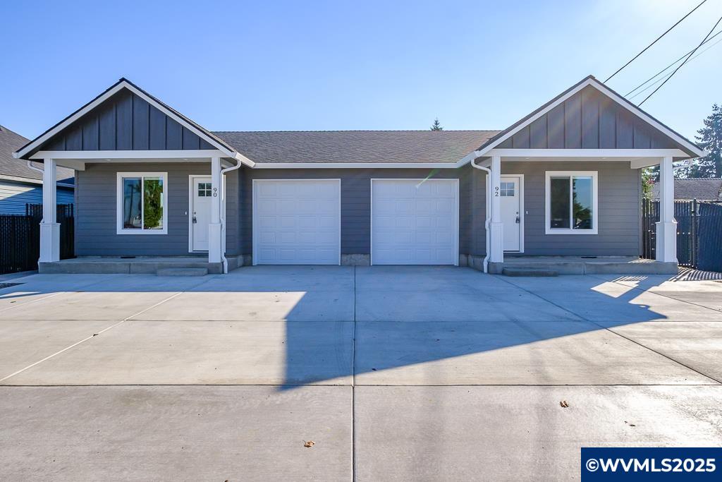 90 Walker Road Lebanon, OR 97355 - Photo 1 of 33 Gallery Image 1