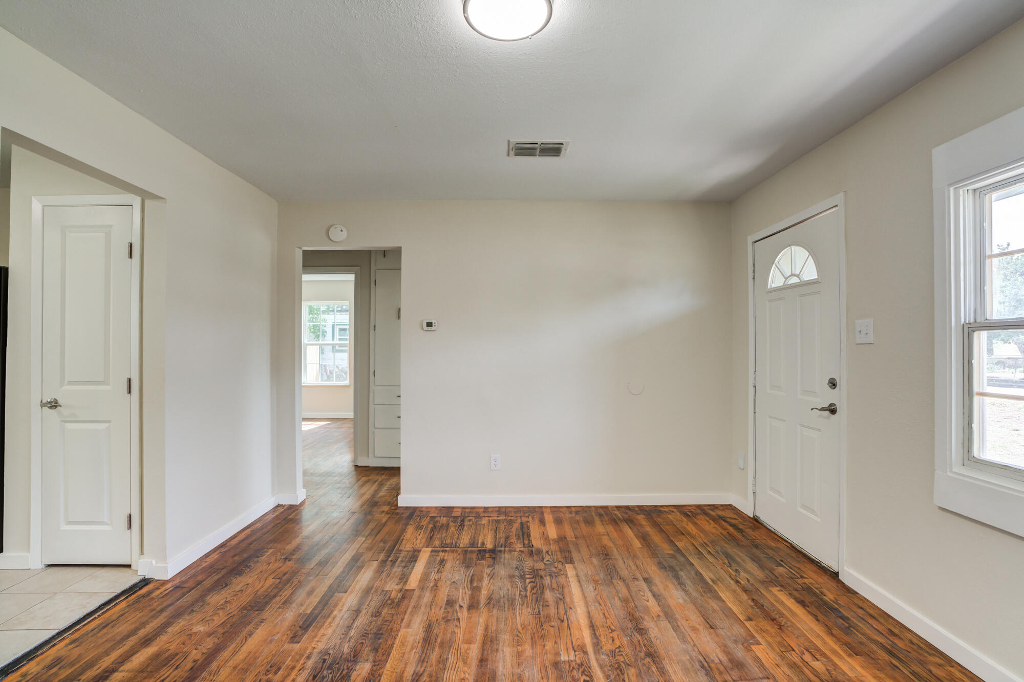 1508 39th Street Lubbock, TX 79412 - Photo 5 of 24 DSC02351_2_3_4_5