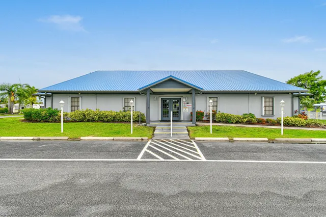 $197,000 | 13840 Southeast 143rd Avenue, Okeechobee, FL 34974