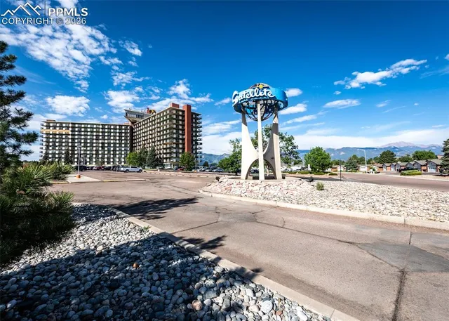 a vase of flowers sitting on a table